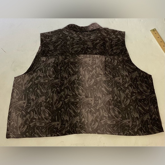 Cropped sleeveless button down top/vest lg - Picture 6 of 13